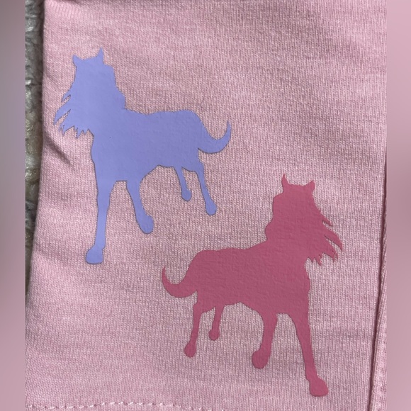 Pink jeggings with Spirit vinyl applications - Picture 7 of 10